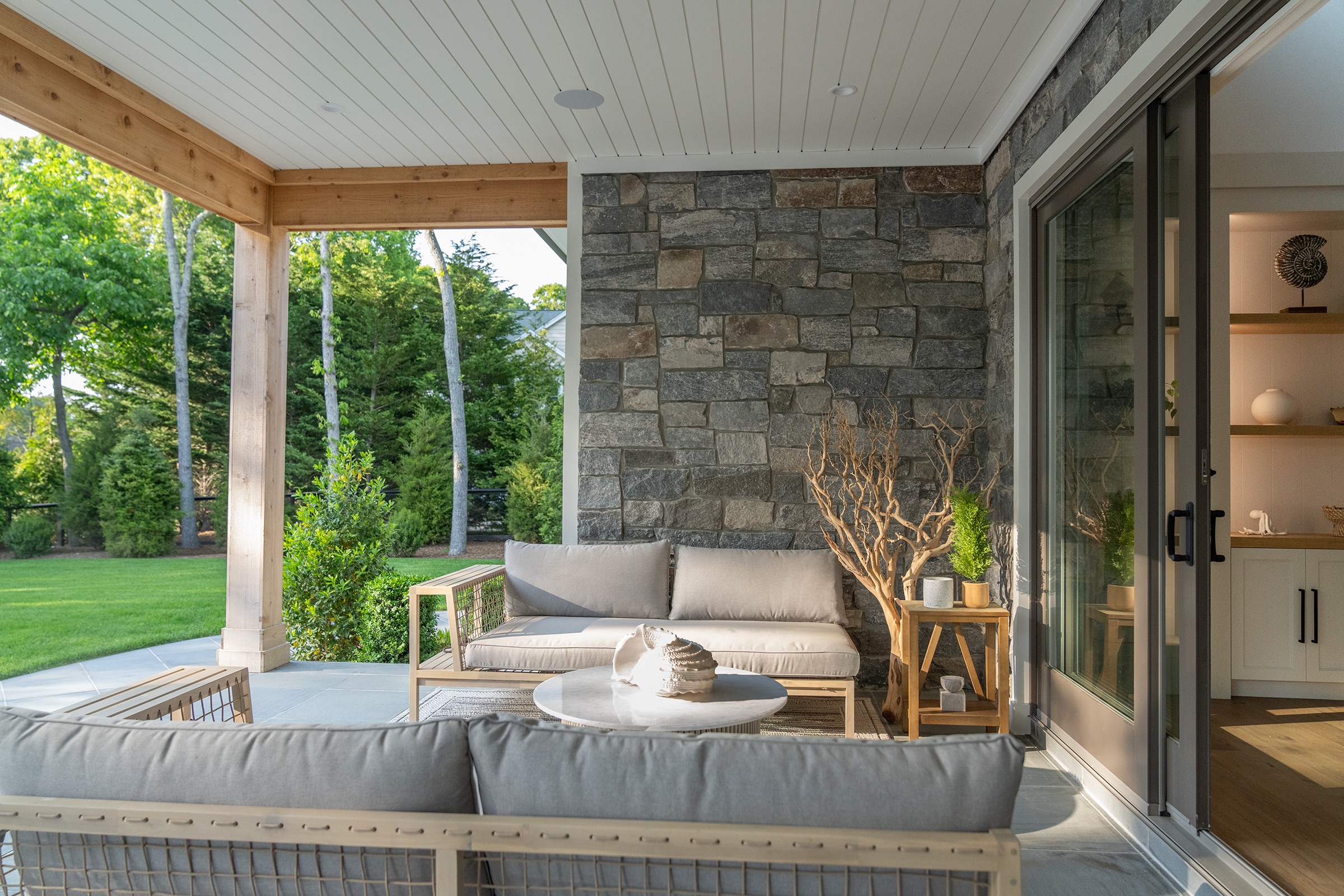 Southold, New York, 11971, United States, 4 Bedrooms Bedrooms, ,6 BathroomsBathrooms,Residential,For Sale,2005838