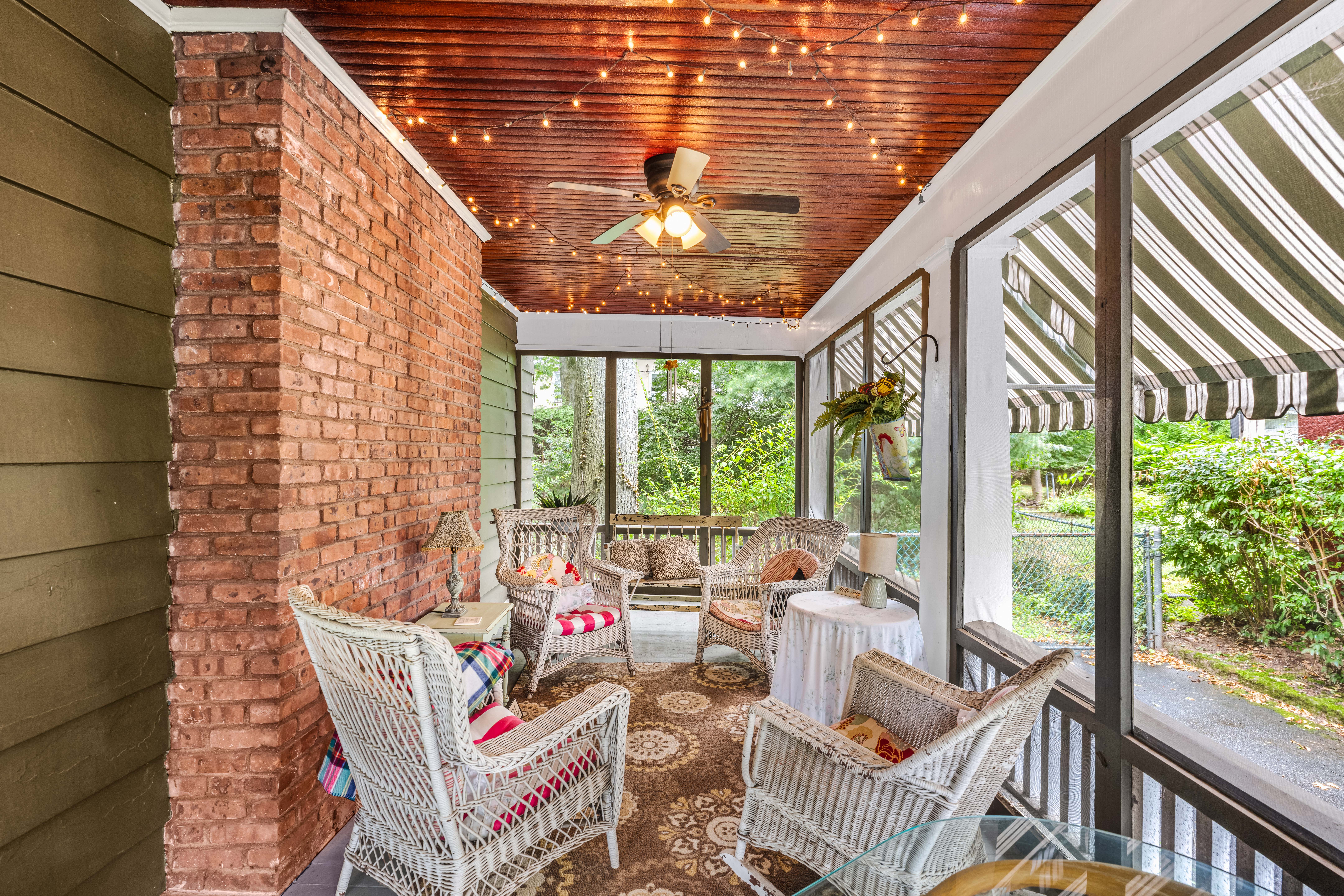 Highland Park, New Jersey, 08904, United States, 4 Bedrooms Bedrooms, ,2 BathroomsBathrooms,Residential,For Sale,1976521