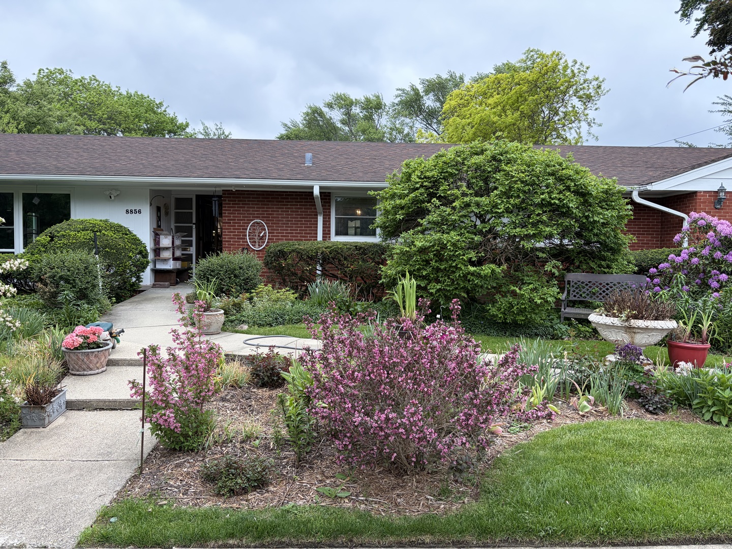 Skokie, Illinois, 60076, United States, 3 Bedrooms Bedrooms, ,1 BathroomBathrooms,Residential,For Sale,2048879