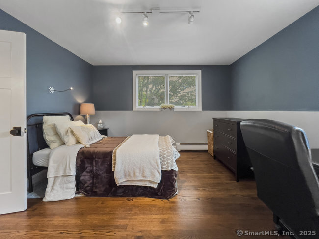 New Fairfield, Connecticut, 06812, United States, 4 Bedrooms Bedrooms, ,4 BathroomsBathrooms,Residential,For Sale,1837226