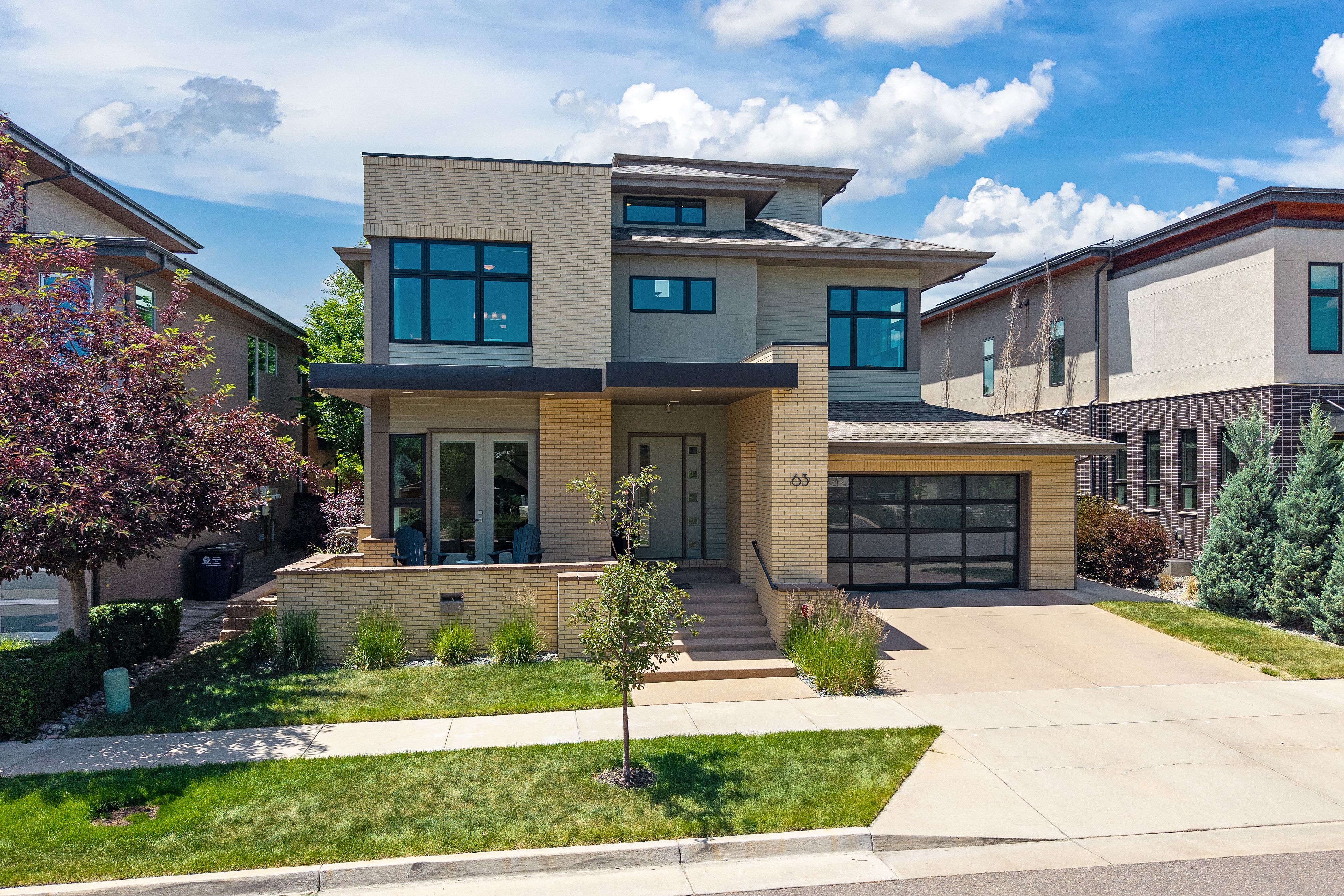  Exceptional Contemporary Move-In Ready Designed For Modern Living - 物件實景