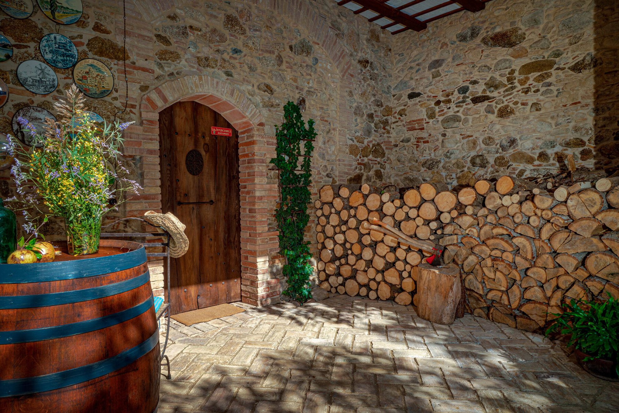  Historic 1887 townhouse with courtyard and a high quality restoration. - 物件實景