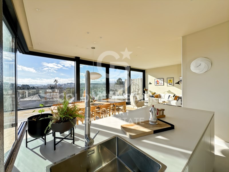 Oleiros, Galicia, 15179, ES, 2 Bedrooms Bedrooms, ,2 BathroomsBathrooms,Residential,For Sale,1729287