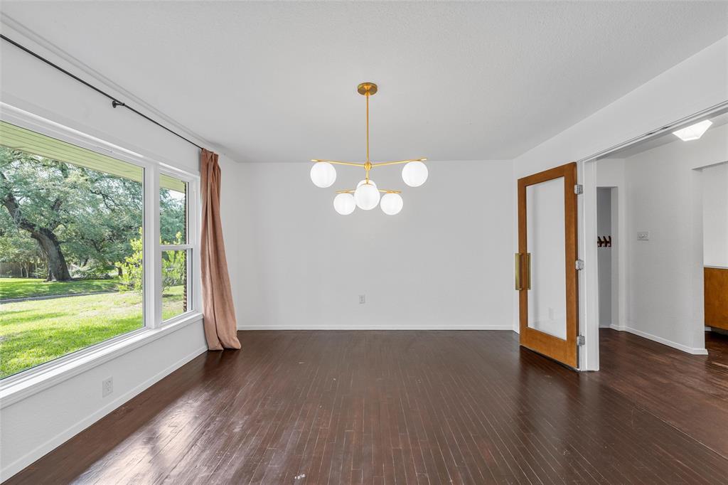 Waco, Texas, 76710, United States, 5 Bedrooms Bedrooms, ,4 BathroomsBathrooms,Residential,For Sale,1806319
