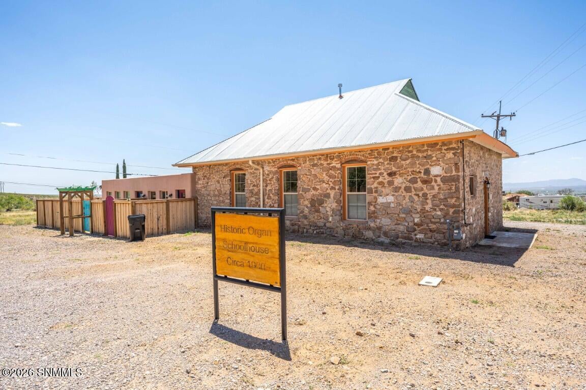 B St, Organ, NM 88052