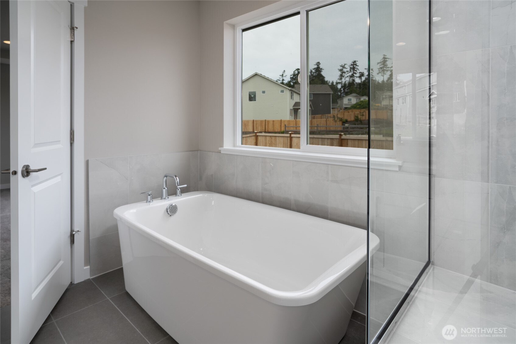 Oak Harbor, Washington, 98277, United States, 4 Bedrooms Bedrooms, ,3 BathroomsBathrooms,Residential,For Sale,1906336