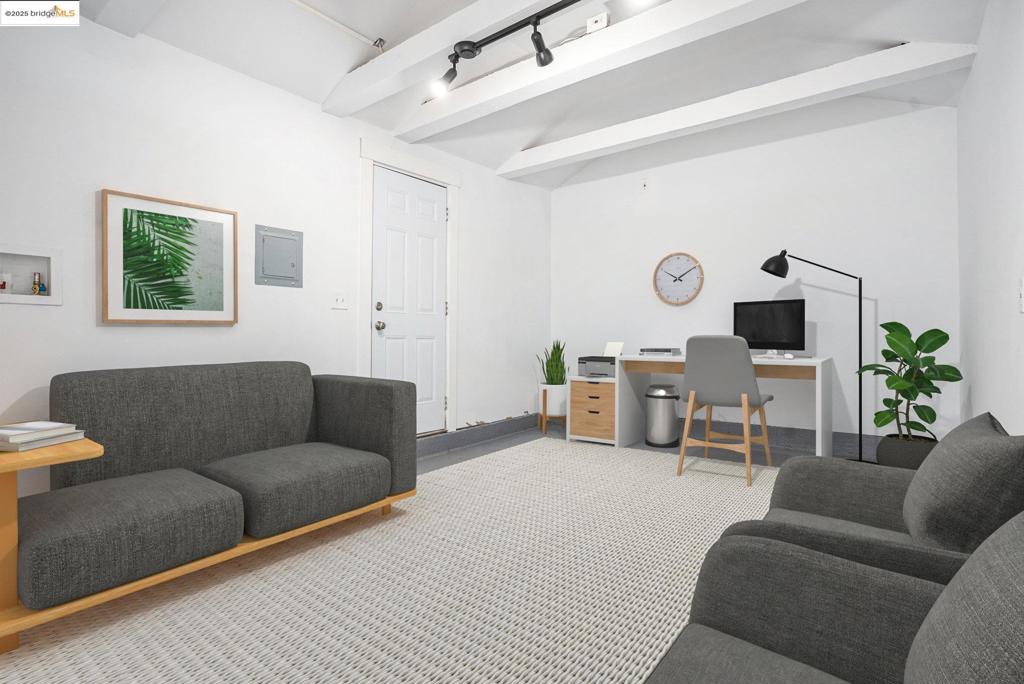 Berkeley, California, 94702, United States, 2 Bedrooms Bedrooms, ,1 BathroomBathrooms,Residential,For Sale,1921727
