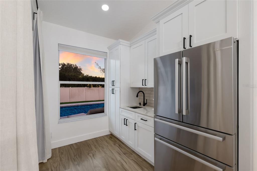 Osprey, Florida, 34229, United States, 4 Bedrooms Bedrooms, ,2 BathroomsBathrooms,Residential,For Sale,2003477