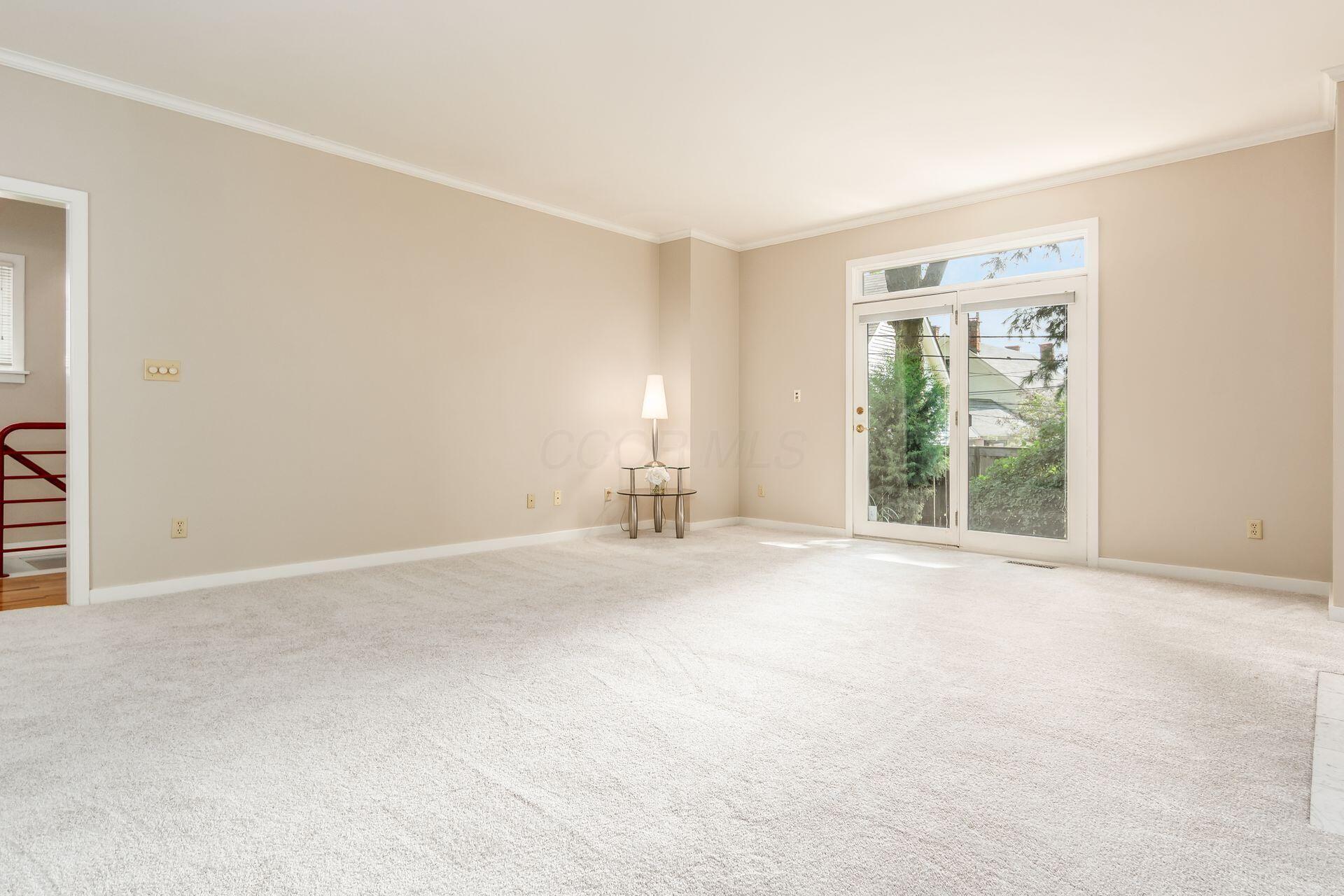 Columbus, Ohio, 43206, United States, 2 Bedrooms Bedrooms, ,3 BathroomsBathrooms,Residential,For Sale,1874605