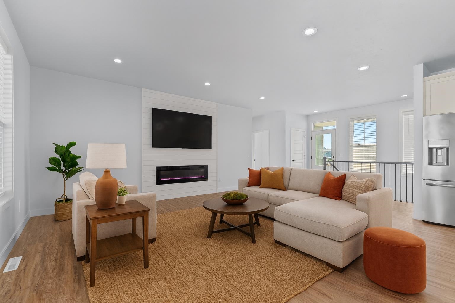 Greenville, Wisconsin, 54942, United States, 4 Bedrooms Bedrooms, ,4 BathroomsBathrooms,Residential,For Sale,1995419