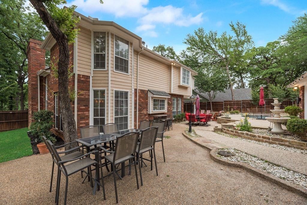 Grapevine, Texas, 76051, United States, 4 Bedrooms Bedrooms, ,3 BathroomsBathrooms,Residential,For Sale,2018283