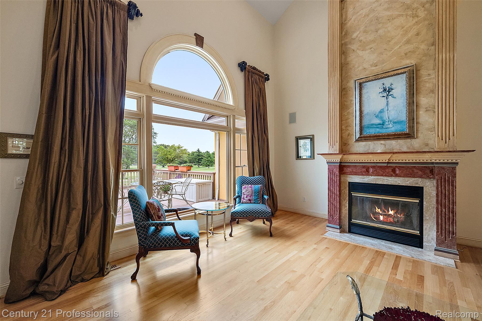 GrandBlanc, Michigan, 48439, United States, 4 Bedrooms Bedrooms, ,5 BathroomsBathrooms,Residential,For Sale,1980457