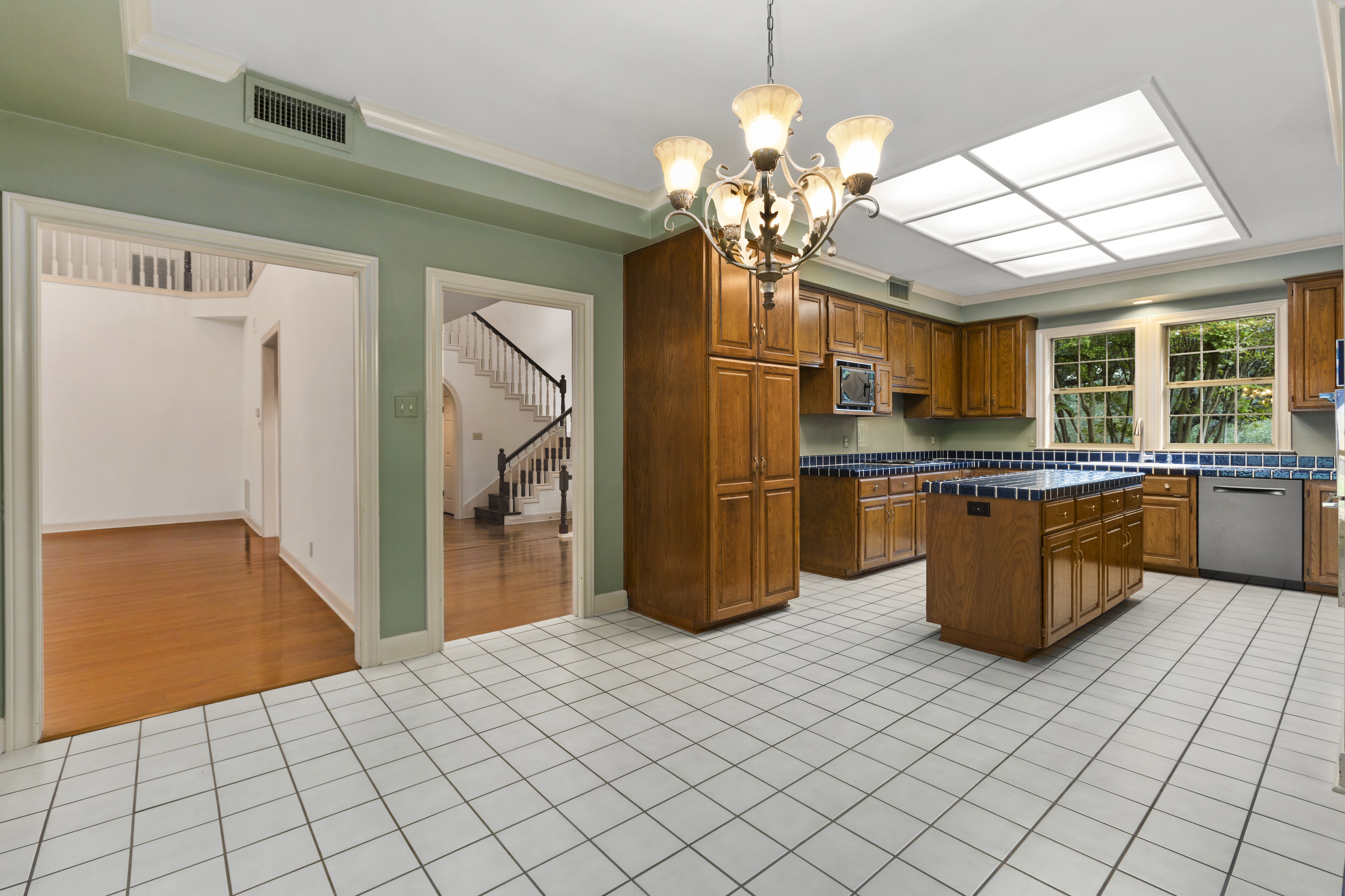  Elegant Inwood Estate Home - 物件實景
