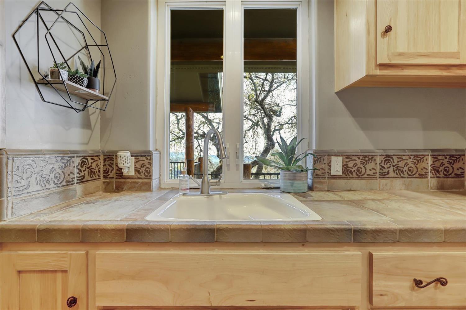 Grass Valley, California, 95949, United States, 3 Bedrooms Bedrooms, ,3 BathroomsBathrooms,Residential,For Sale,1992589