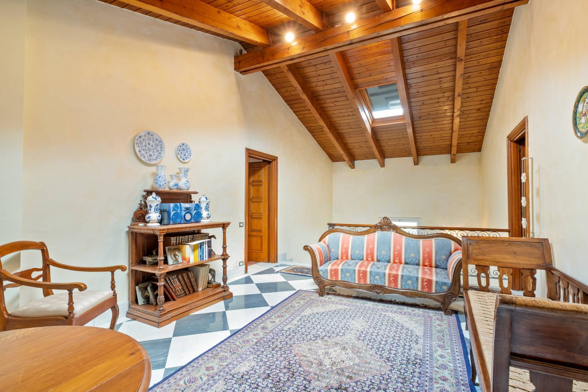 Valenza, Alessandria, 15048, IT, 12 Bedrooms Bedrooms, ,12 BathroomsBathrooms,Residential,For Sale,1849836
