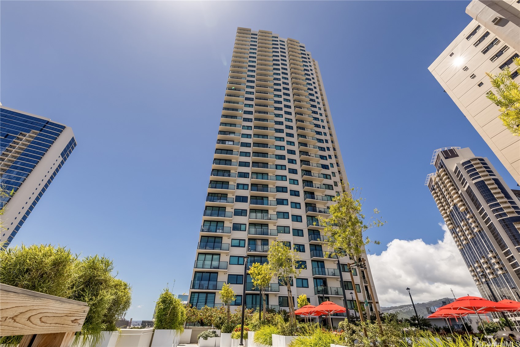 Honolulu, Hawaii, 96813, United States, 2 Bedrooms Bedrooms, ,2 BathroomsBathrooms,Residential,For Sale,1766730