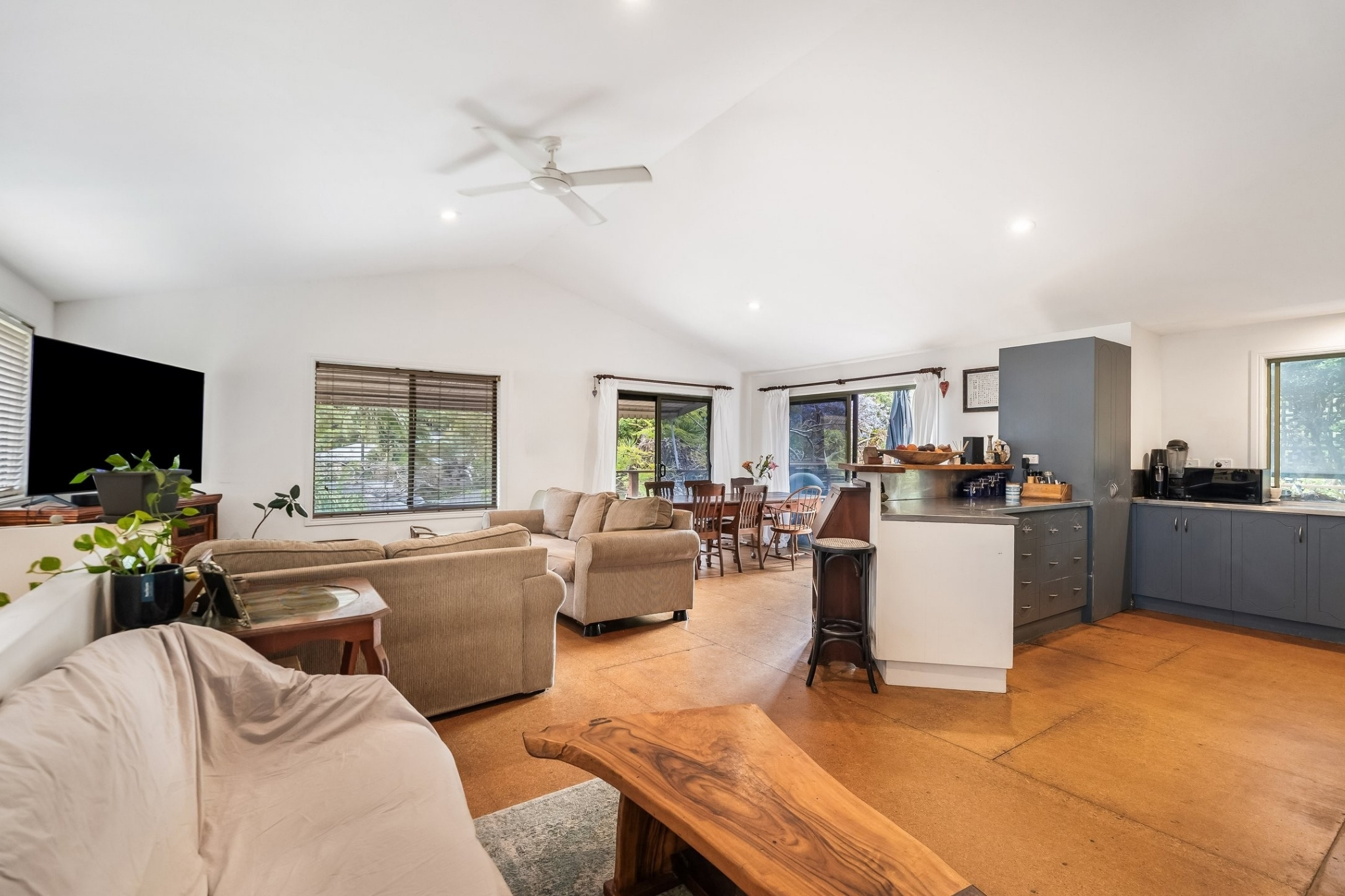  24 Caniaba Crescent, Suffolk Park - 物件實景