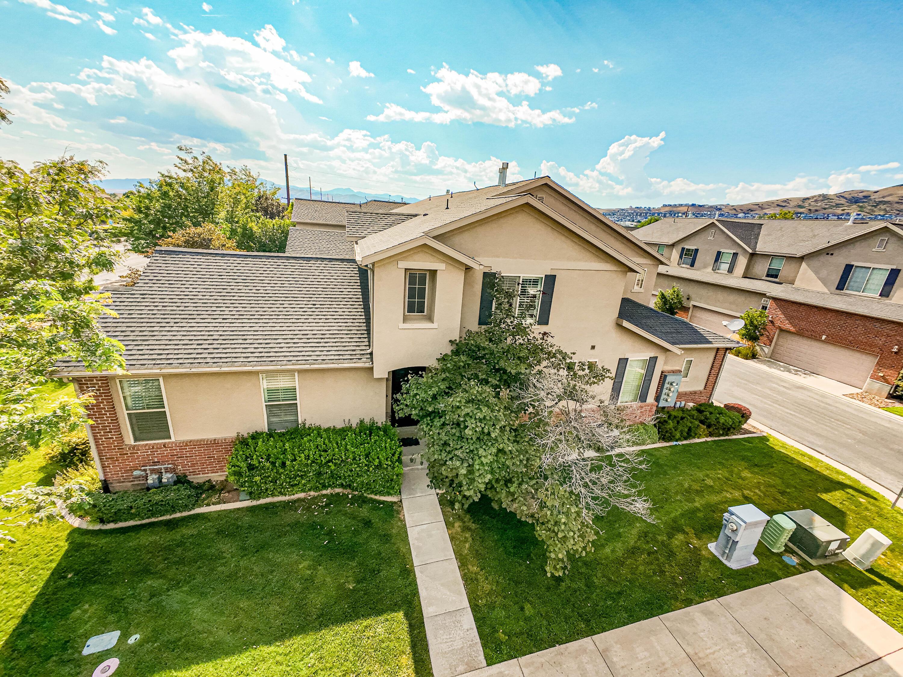 LEHI, Utah, 84043, United States, 5 Bedrooms Bedrooms, ,4 BathroomsBathrooms,Residential,For Sale,1935111