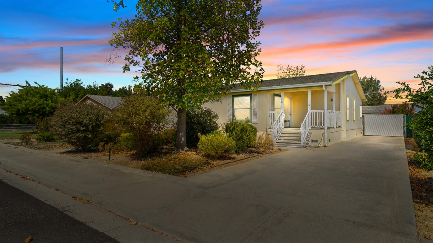 Esparto, California, 95627, United States, 3 Bedrooms Bedrooms, ,2 BathroomsBathrooms,Residential,For Sale,1942062