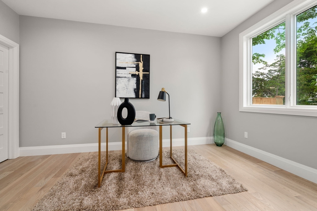 Newton, Massachusetts, 02466, United States, 5 Bedrooms Bedrooms, ,5 BathroomsBathrooms,Residential,For Sale,1856429