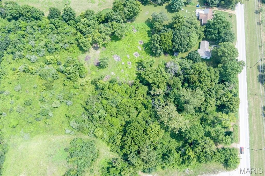 Edwardsville, Illinois, 62025, United States, 5 Bedrooms Bedrooms, ,4 BathroomsBathrooms,Residential,For Sale,1975622