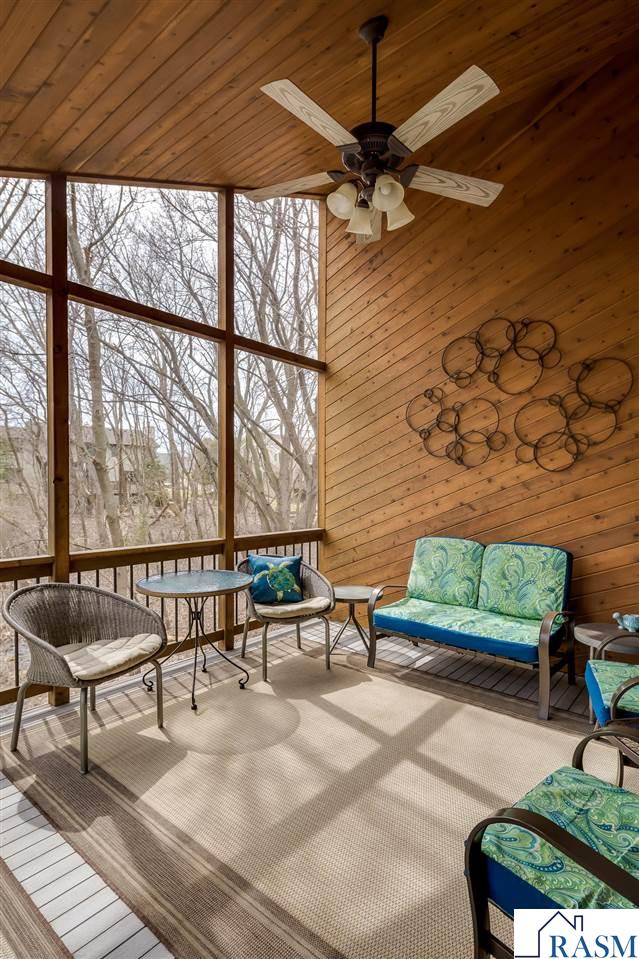 Mankato, Minnesota, 56001, United States, 3 Bedrooms Bedrooms, ,2 BathroomsBathrooms,Residential,For Sale,1982289