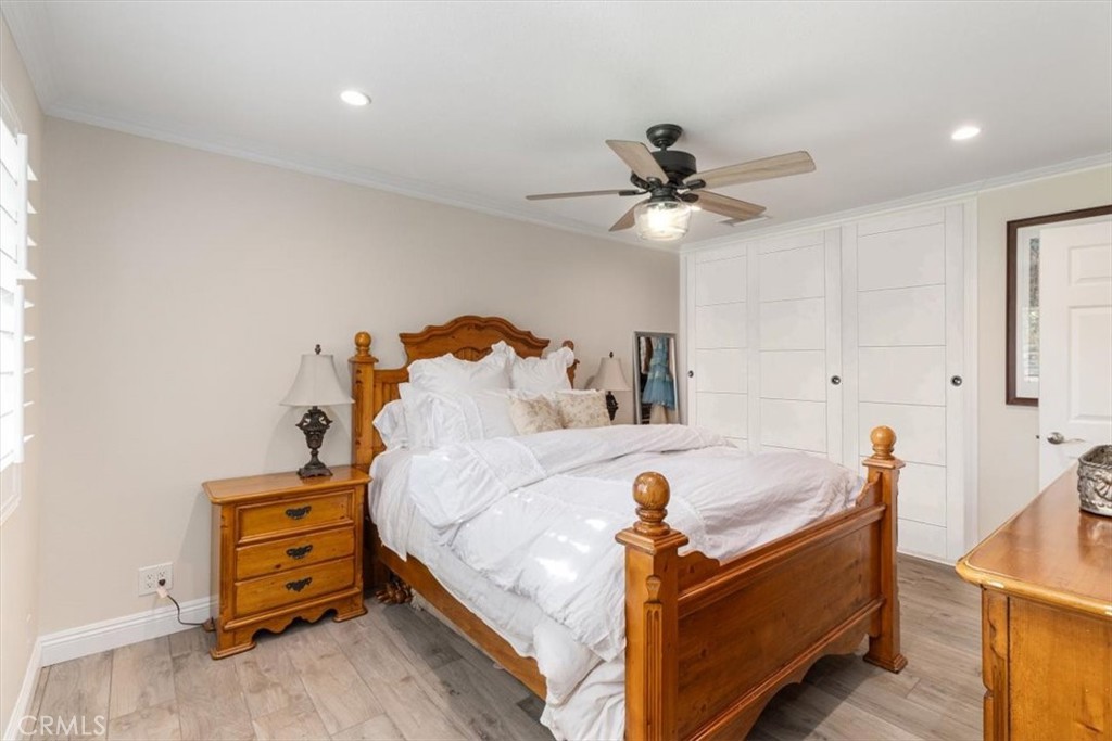 Huntington Beach, California, 92649, United States, 5 Bedrooms Bedrooms, ,2 BathroomsBathrooms,Residential,For Sale,2000830