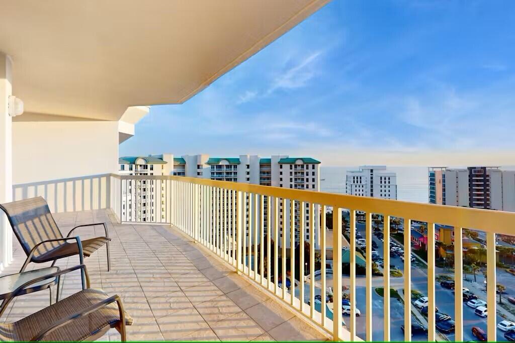 Destin, Florida, 32541, United States, 4 Bedrooms Bedrooms, ,3 BathroomsBathrooms,Residential,For Sale,1827058