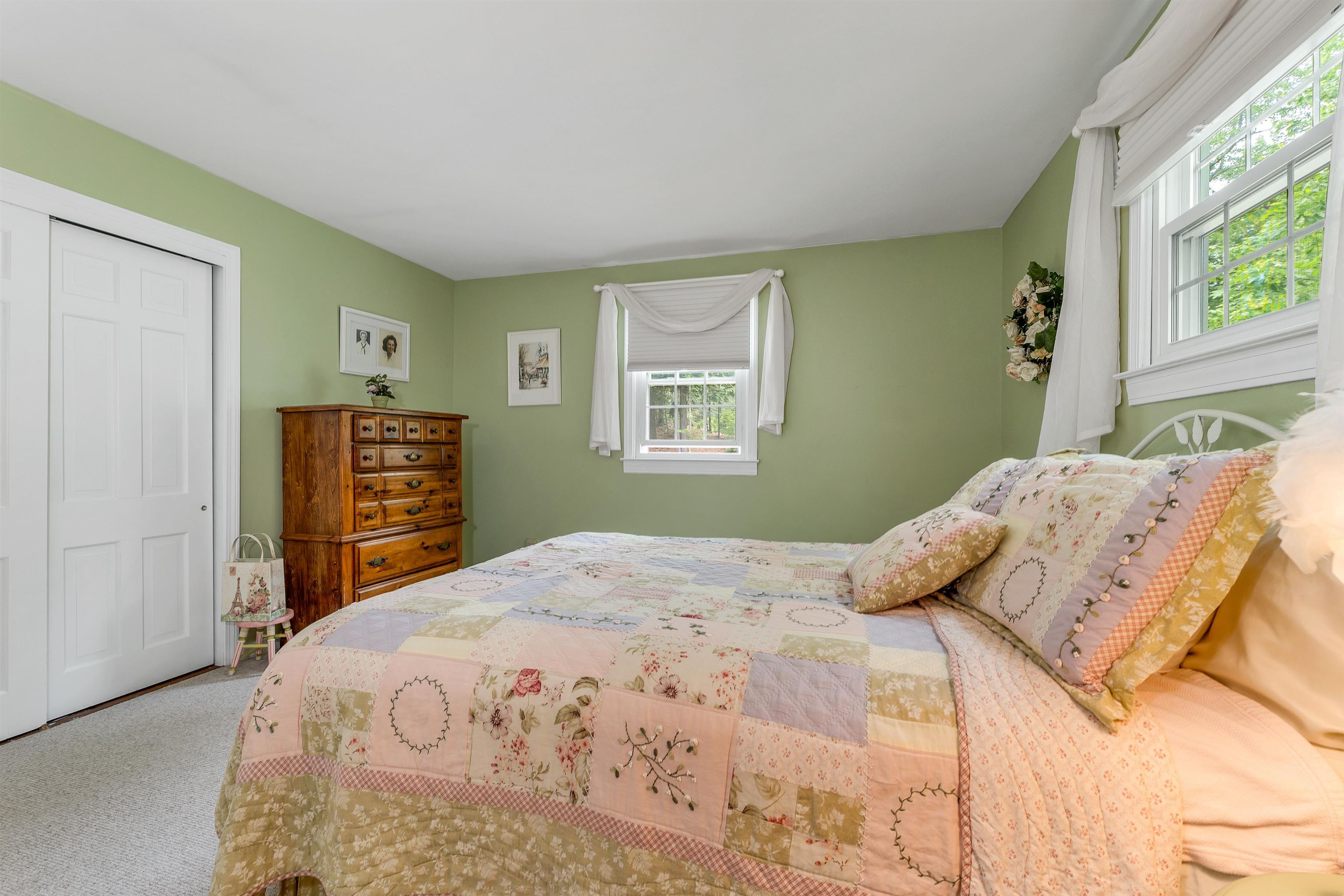 Gilford, New Hampshire, 03249, United States, 4 Bedrooms Bedrooms, ,2 BathroomsBathrooms,Residential,For Sale,1875649