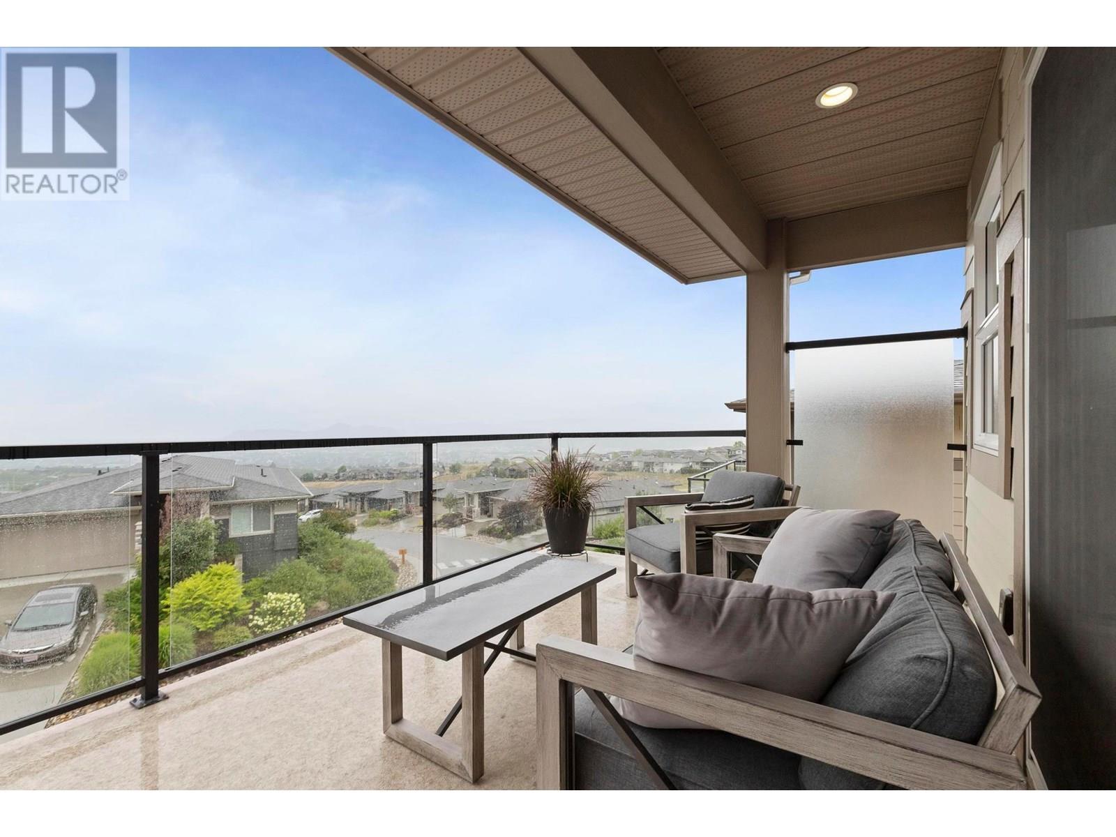 KELOWNA, British Columbia, V1P 1T8, CA, 3 Bedrooms Bedrooms, ,2 BathroomsBathrooms,Residential,For Sale,1838689