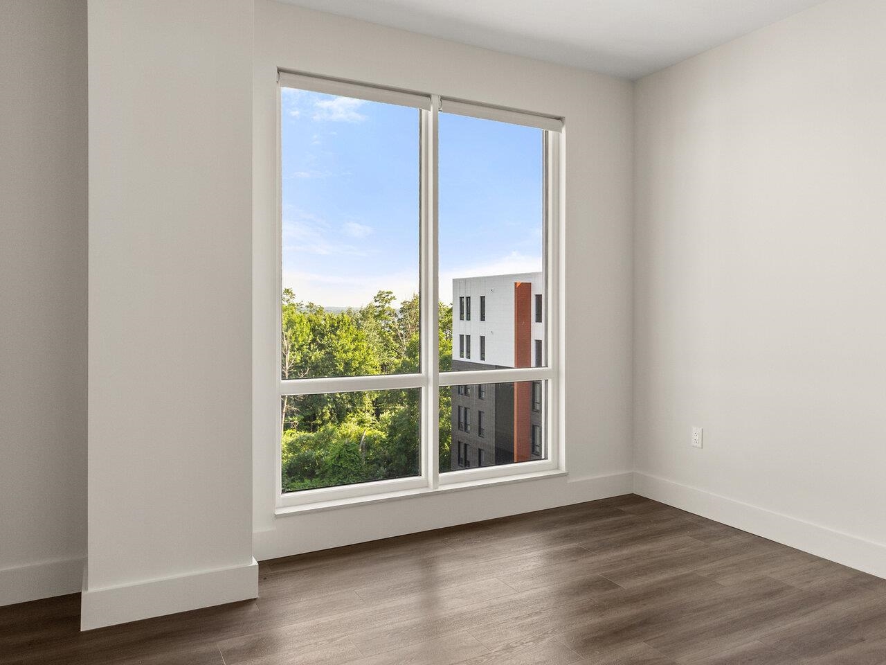 Burlington, Vermont, 05401, United States, 2 Bedrooms Bedrooms, ,1 BathroomBathrooms,Residential,For Sale,1777939