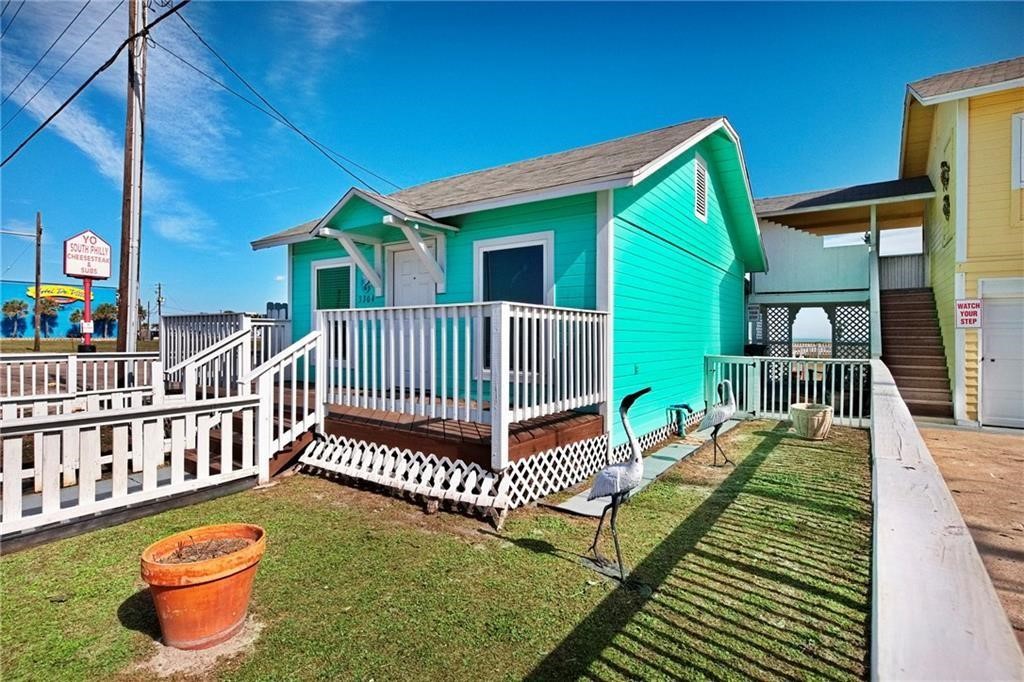 Corpus Christi, Texas, 78402, United States, 4 Bedrooms Bedrooms, ,3 BathroomsBathrooms,Residential,For Sale,1934192