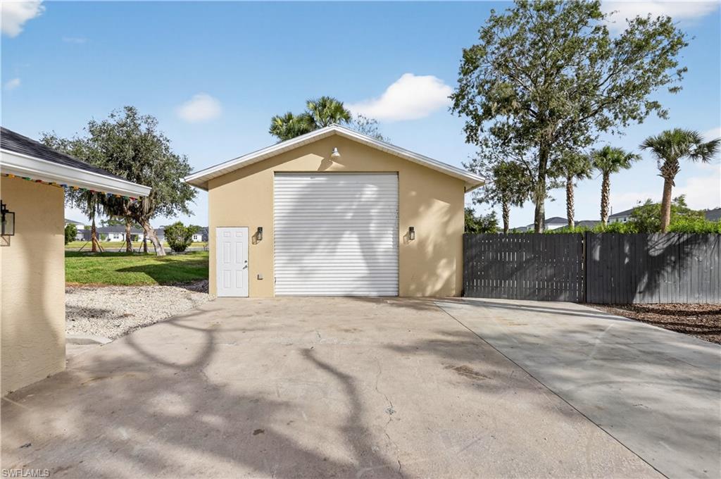 North Fort Myers, Florida, 33917, United States, 3 Bedrooms Bedrooms, ,2 BathroomsBathrooms,Residential,For Sale,2001976