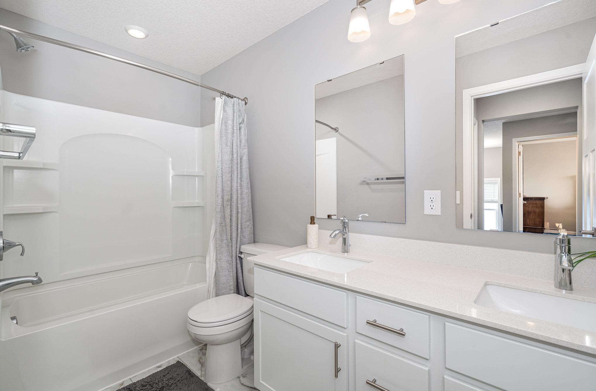 Cottage Grove, Minnesota, 55016, United States, 4 Bedrooms Bedrooms, ,3 BathroomsBathrooms,Residential,For Sale,1989709