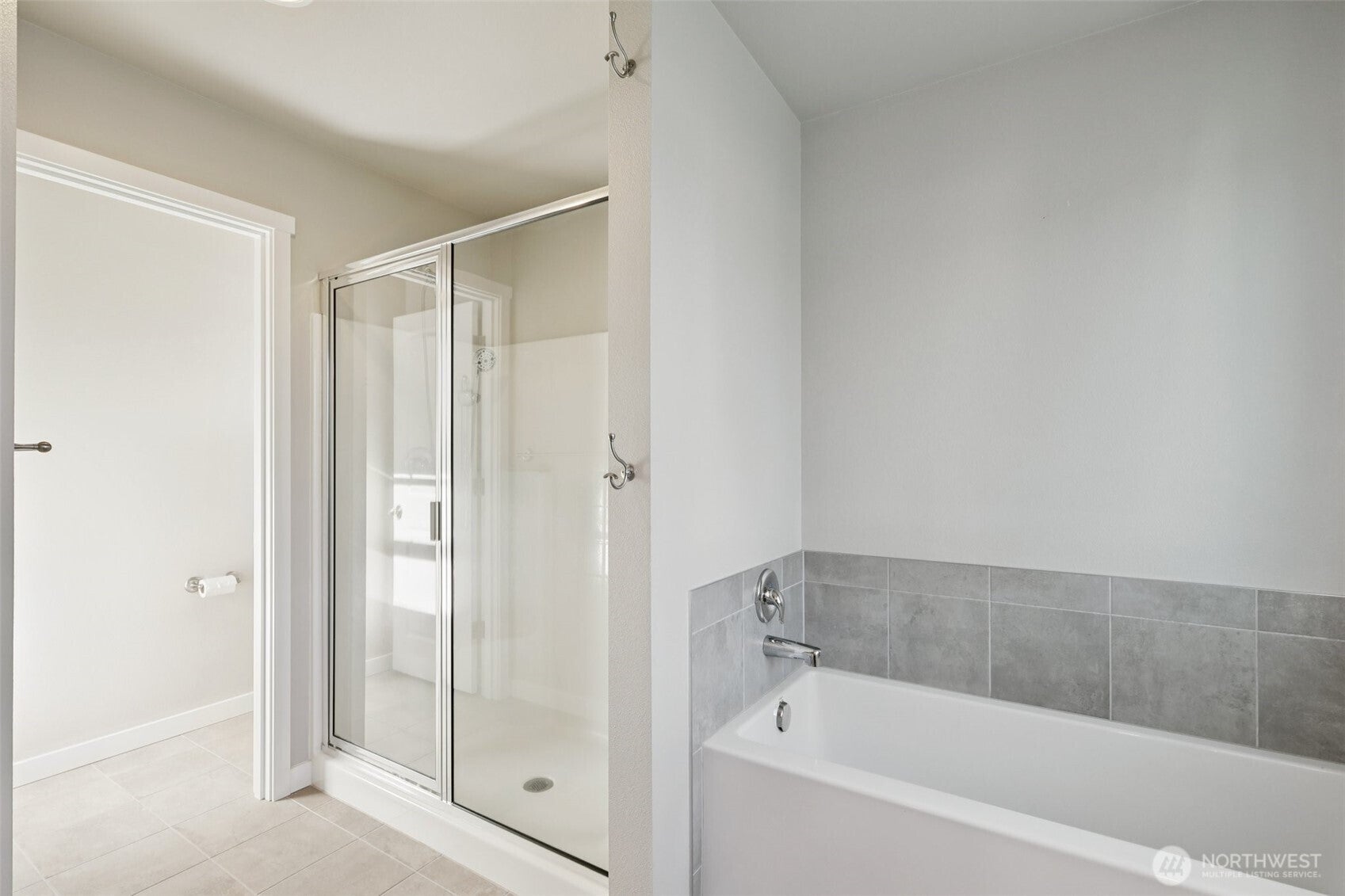 Marysville, Washington, 98271, United States, 3 Bedrooms Bedrooms, ,3 BathroomsBathrooms,Residential,For Sale,1894343