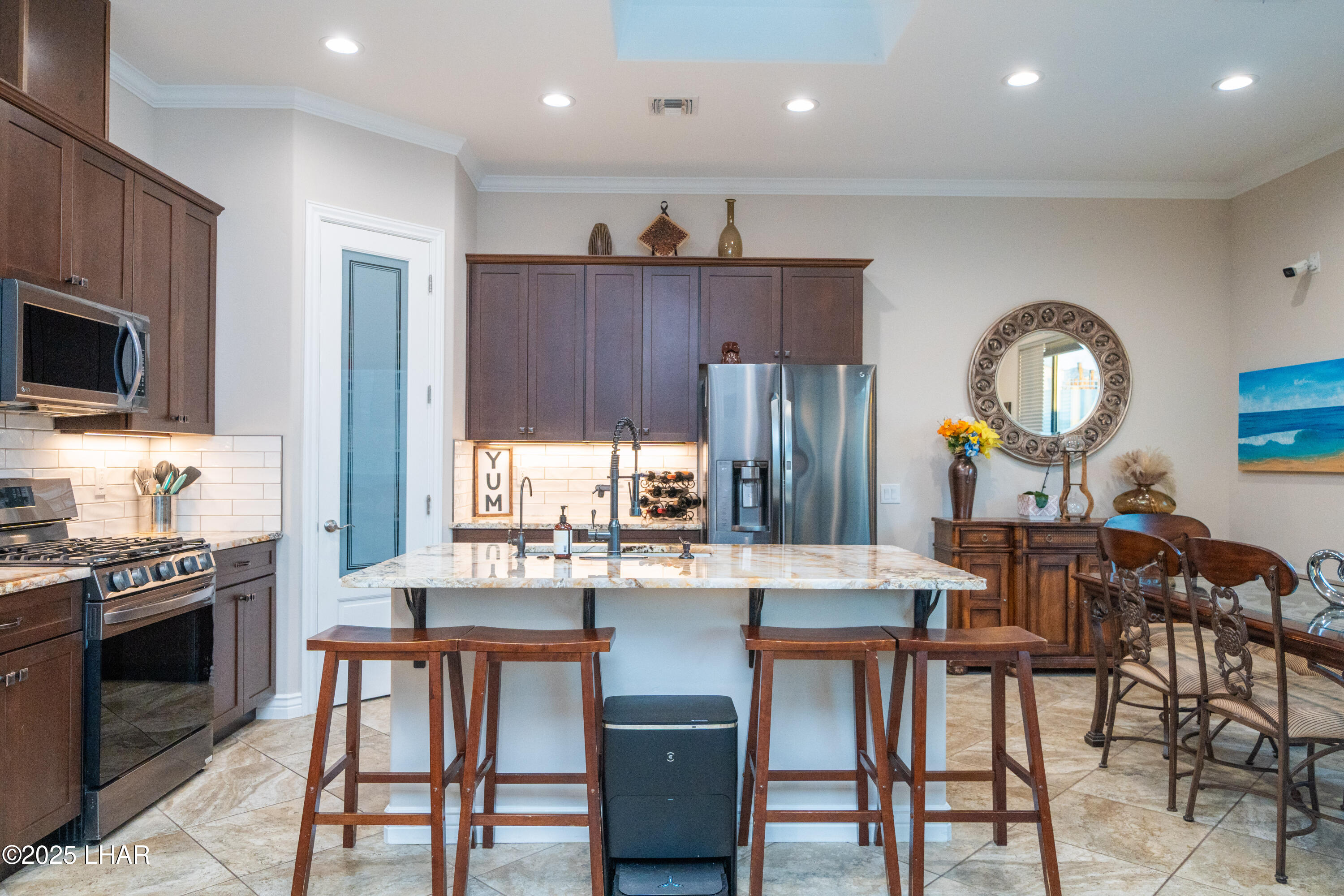 Lake Havasu City, Arizona, 86403, United States, 3 Bedrooms Bedrooms, ,4 BathroomsBathrooms,Residential,For Sale,1827027