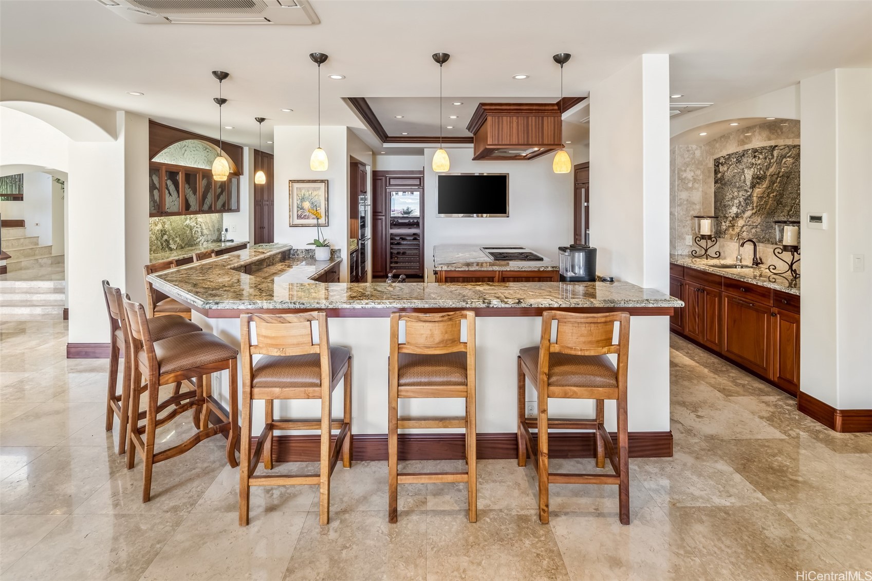 Honolulu, Hawaii, 96825, United States, 6 Bedrooms Bedrooms, ,8 BathroomsBathrooms,Residential,For Sale,1900933