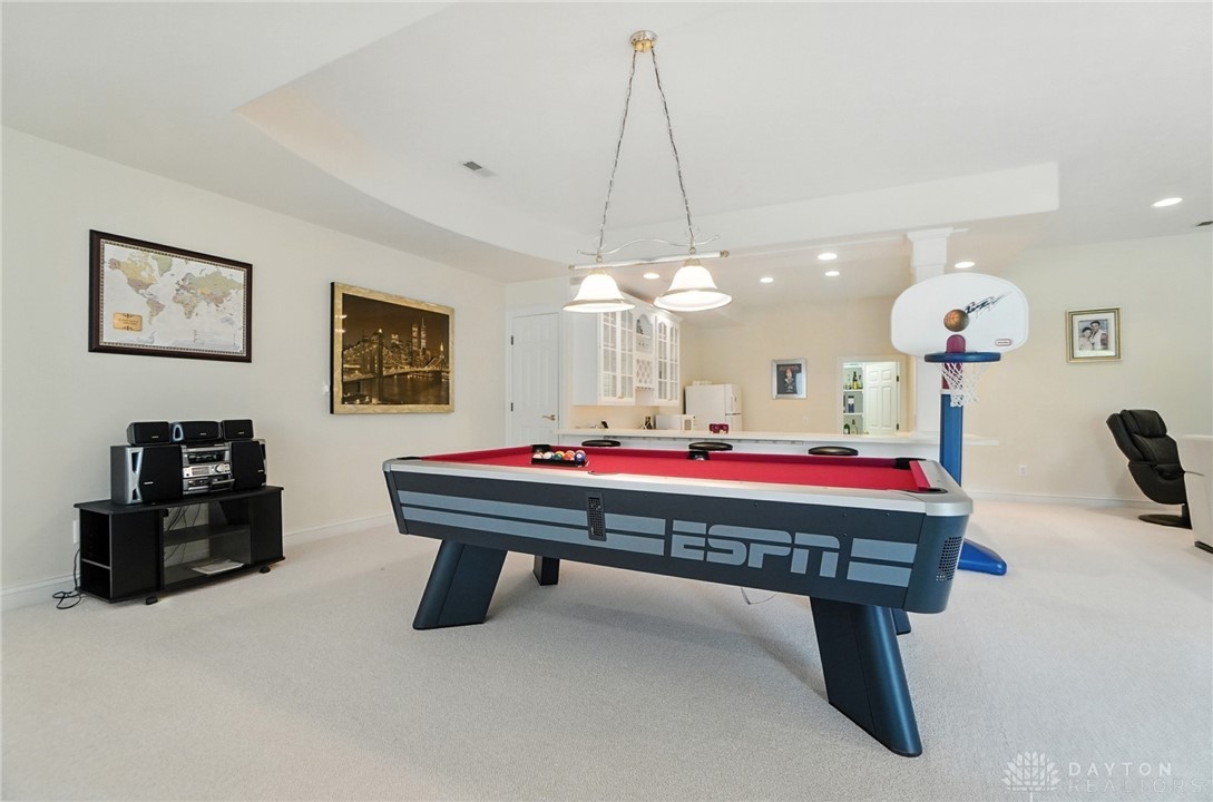 Xenia, Ohio, 45385, United States, 4 Bedrooms Bedrooms, ,4 BathroomsBathrooms,Residential,For Sale,1941685