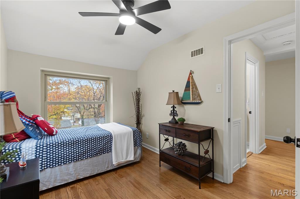 St Louis, Missouri, 63130, United States, 4 Bedrooms Bedrooms, ,3 BathroomsBathrooms,Residential,For Sale,1995864