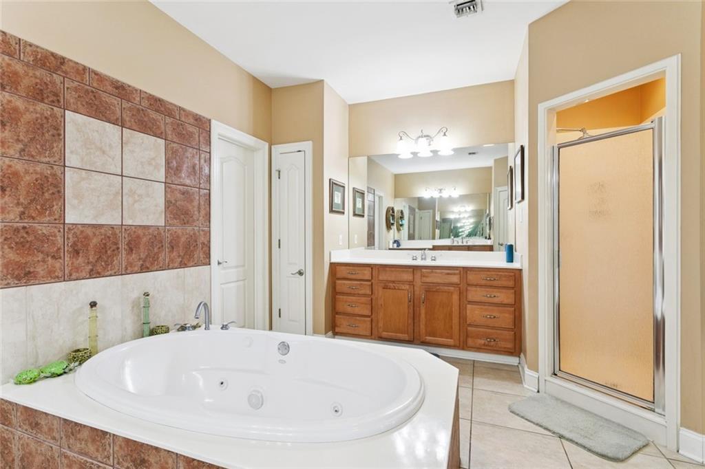 Harvey, Louisiana, 70058, United States, 4 Bedrooms Bedrooms, ,4 BathroomsBathrooms,Residential,For Sale,1919980