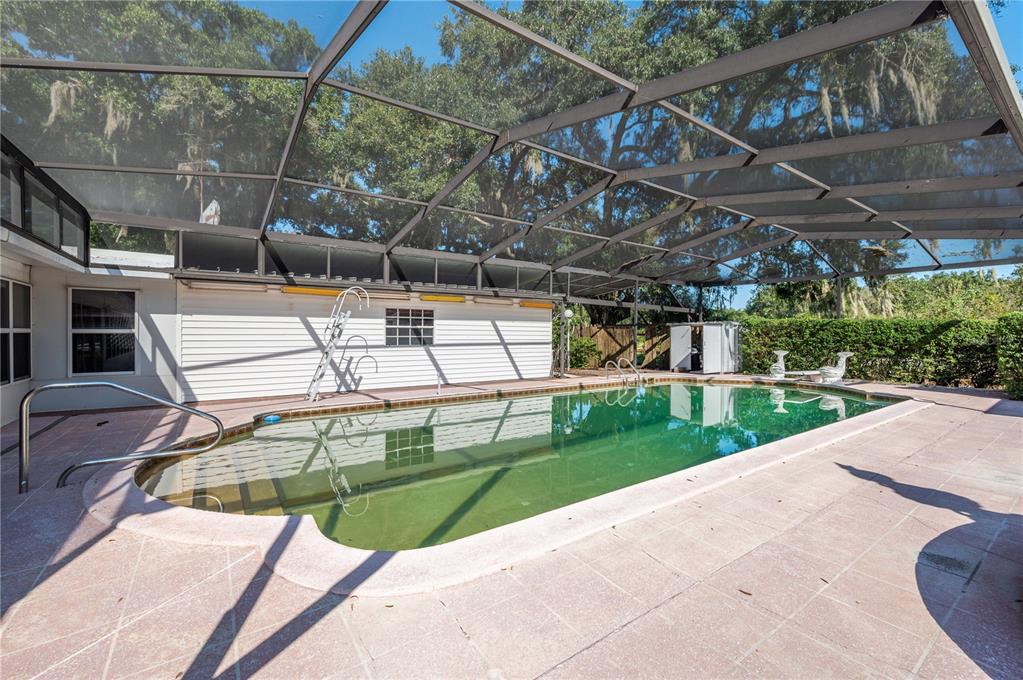 4911 W Sam Allen Road, Plant City, Florida, 33565, United States, 5 Bedrooms Bedrooms, ,3 BathroomsBathrooms,Residential,For Sale,4911 W Sam Allen Road,1672218