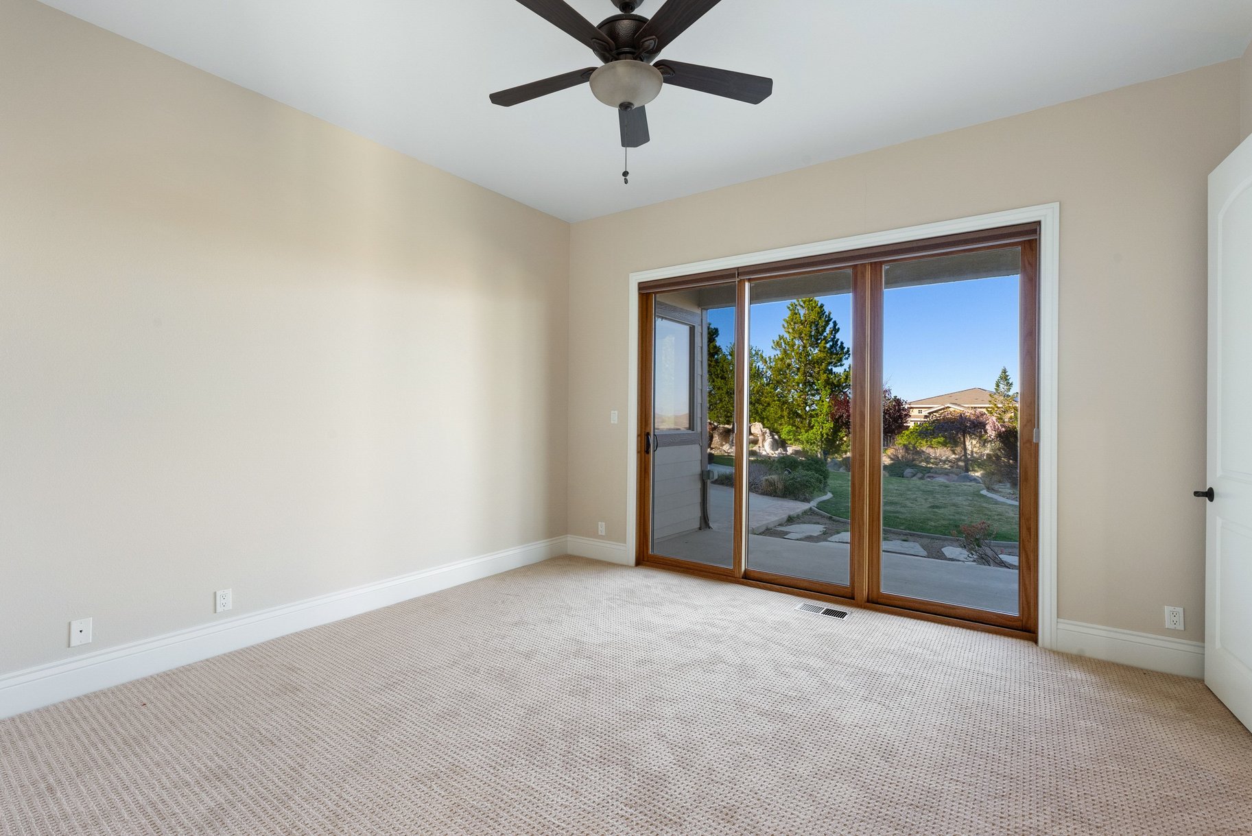  Private Mountain Estate with Elevated Views - 物件實景