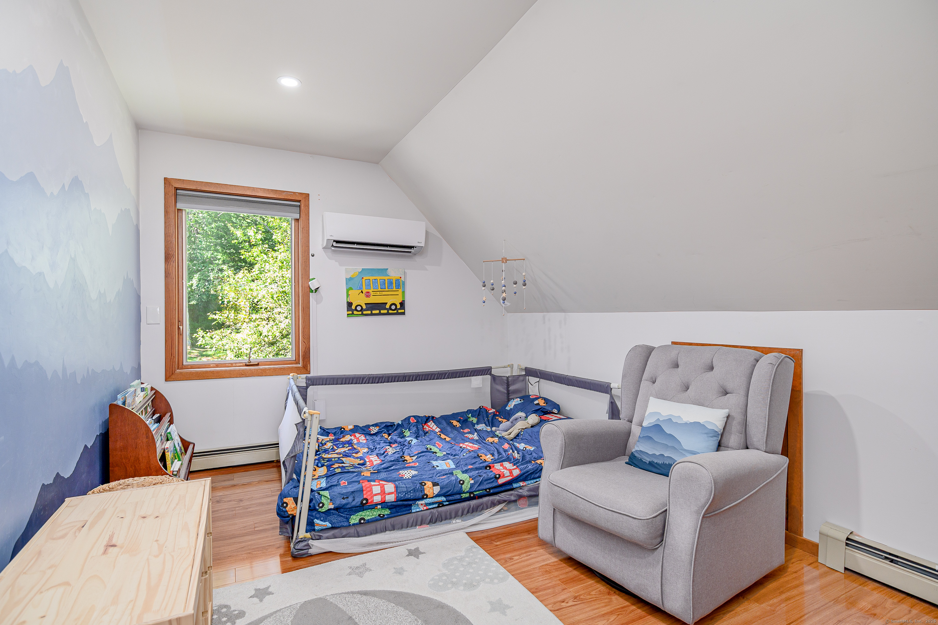 New Fairfield, Connecticut, 06812, United States, 3 Bedrooms Bedrooms, ,3 BathroomsBathrooms,Residential,For Sale,1966702