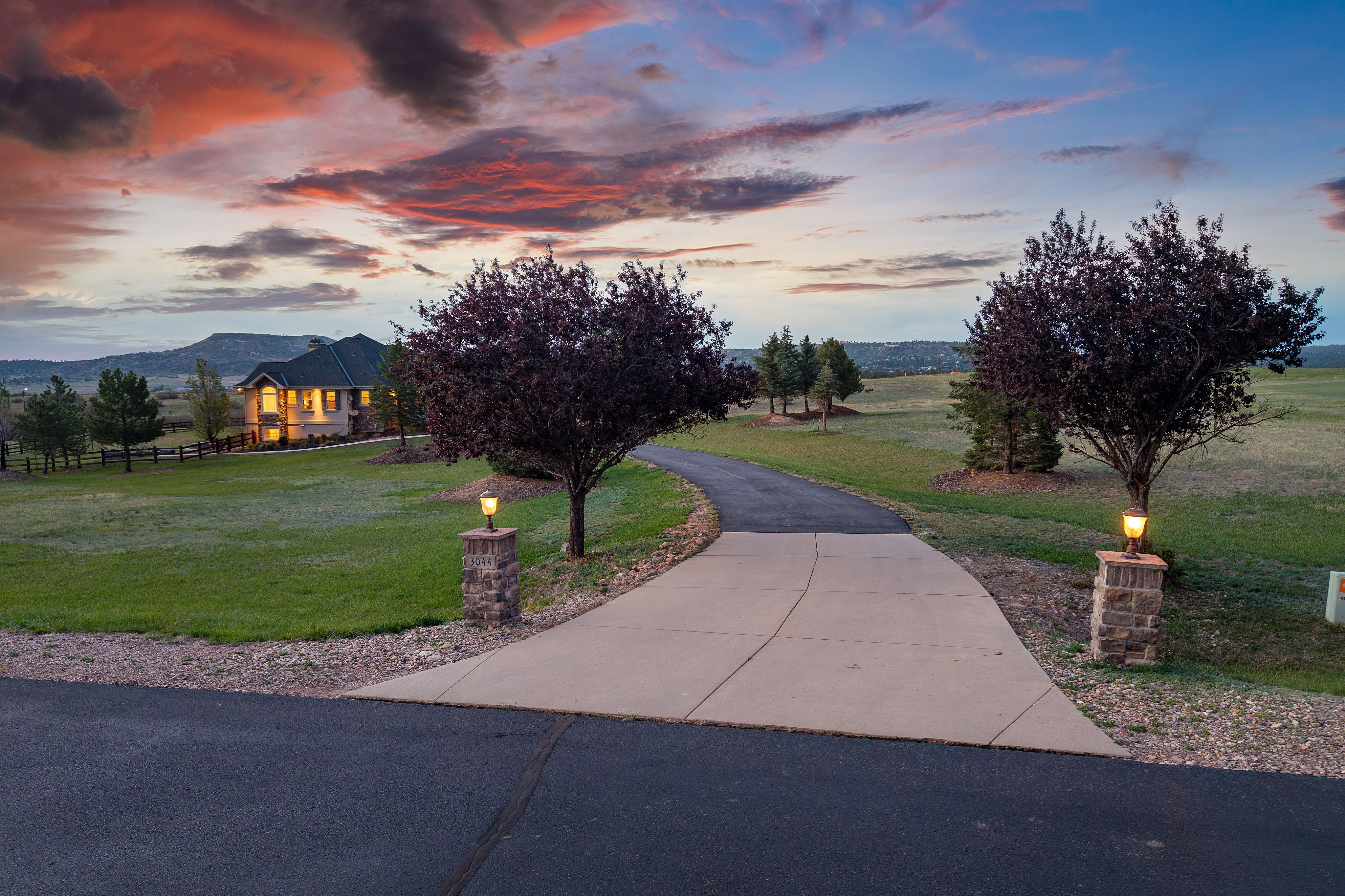  Set on five scenic acres with sweeping Front Range views - 物件實景