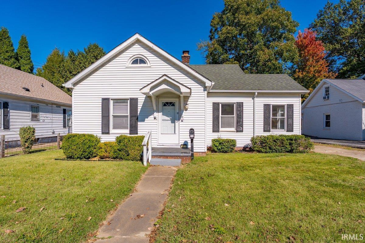 Locust St, Boonville, IN 47601