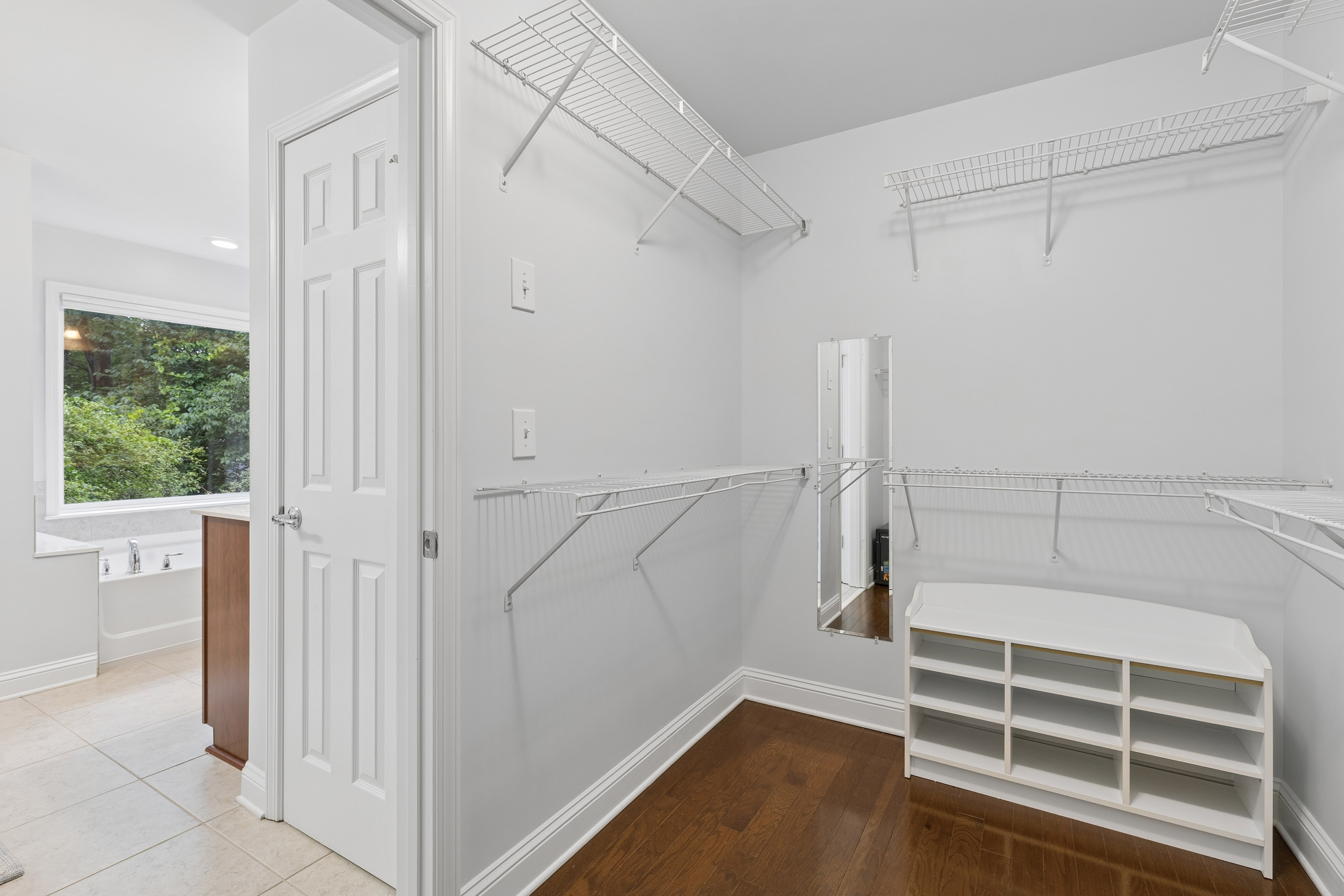  Beautifully Updated End-Unit Townhome Near Emory - 物件實景