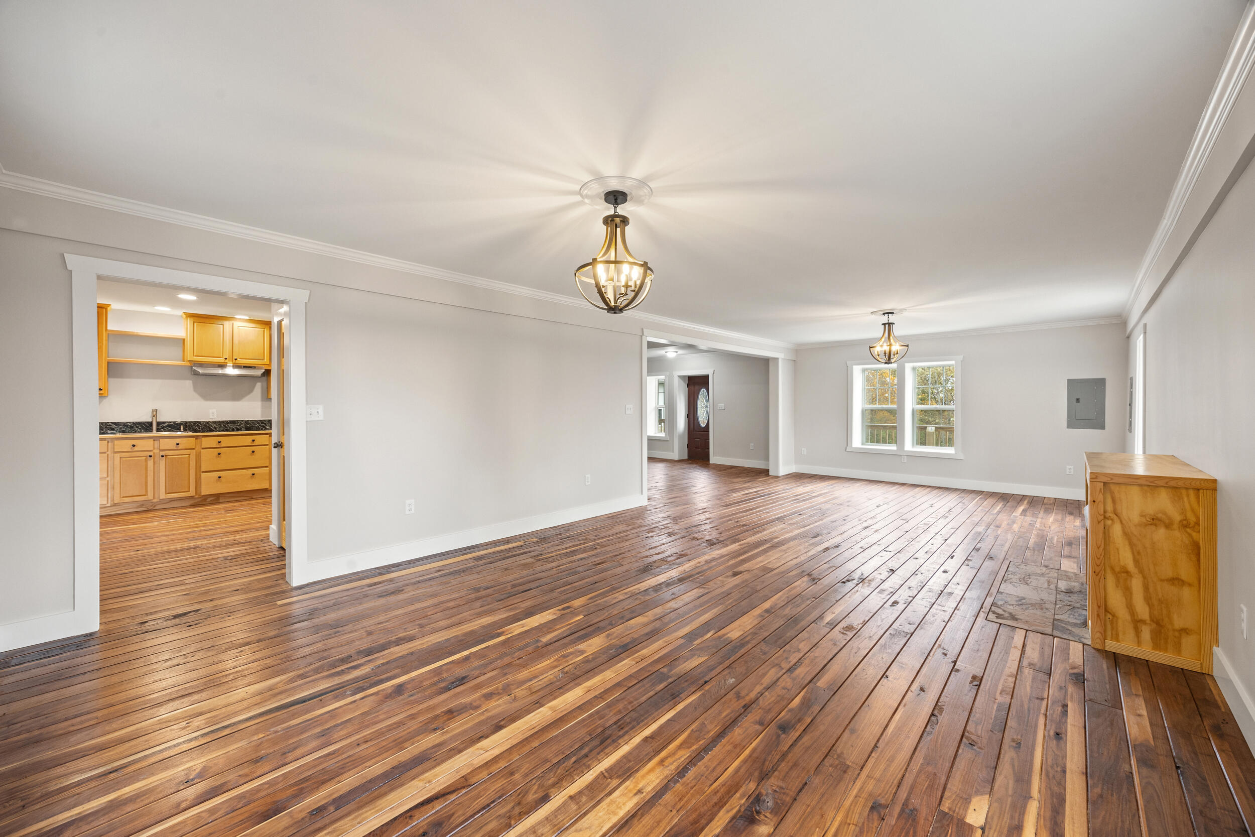 Corinth, Kentucky, 41010, United States, 4 Bedrooms Bedrooms, ,4 BathroomsBathrooms,Residential,For Sale,1992154