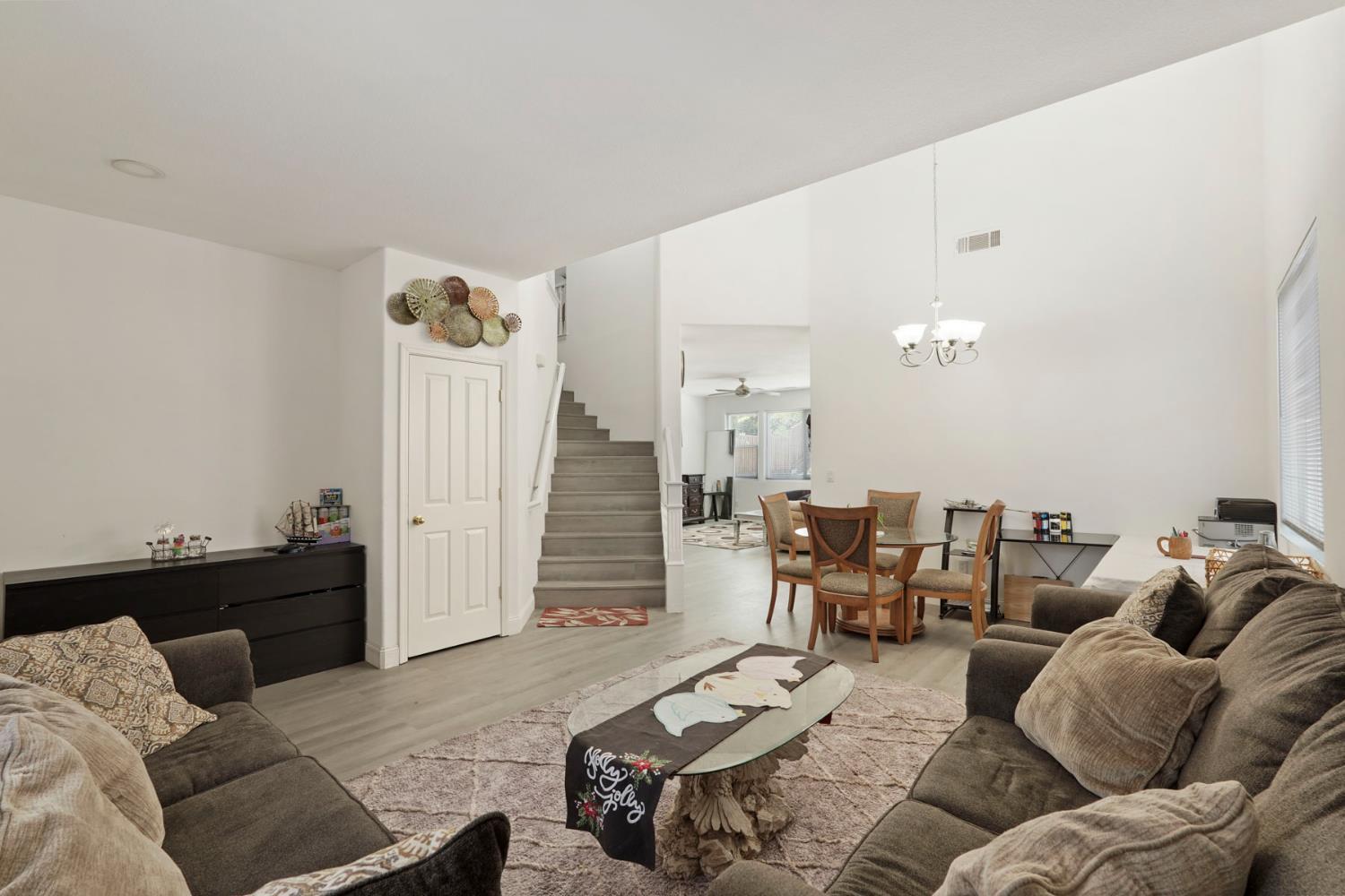 Antioch, California, 94531, United States, 6 Bedrooms Bedrooms, ,3 BathroomsBathrooms,Residential,For Sale,2005490