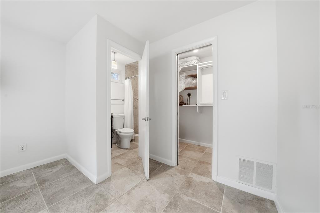 St Petersburg, Florida, 33703, United States, 4 Bedrooms Bedrooms, ,4 BathroomsBathrooms,Residential,For Sale,2002188