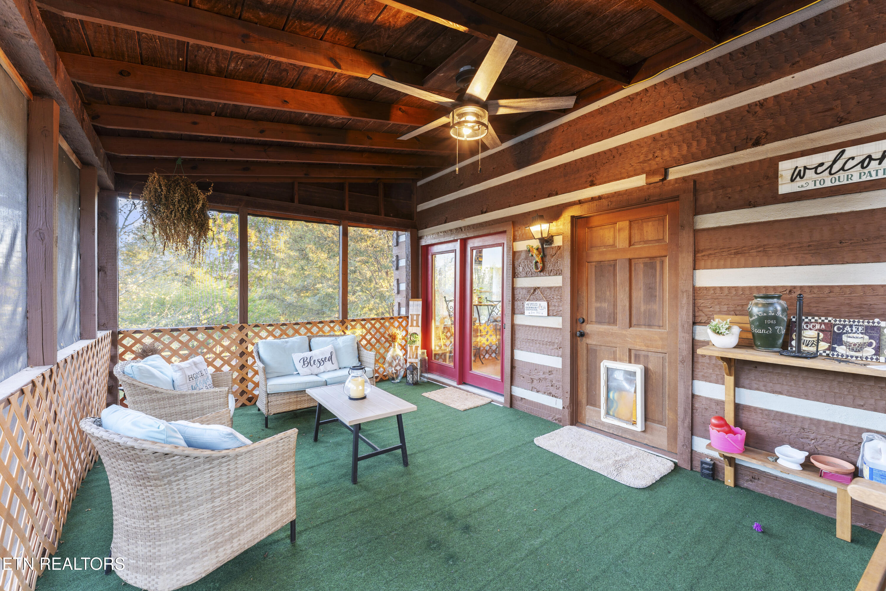 Knoxville, Tennessee, 37922, United States, 4 Bedrooms Bedrooms, ,4 BathroomsBathrooms,Residential,For Sale,1977894